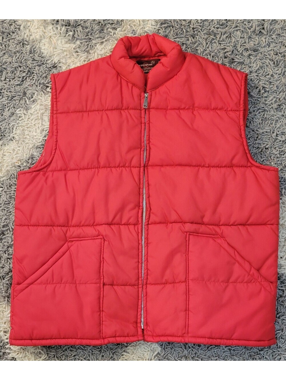 Vintage Kingsport Red Puffer Vest Jacket Size Large Full Zip Front Pockets